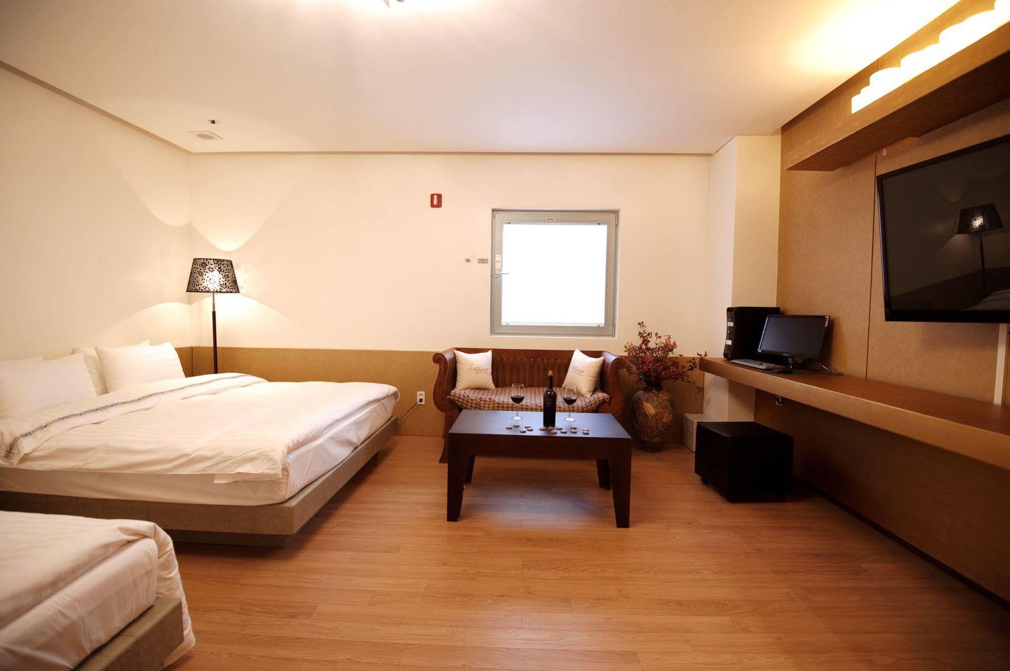 Jeonju Jazz Around Hotel Dış mekan fotoğraf
