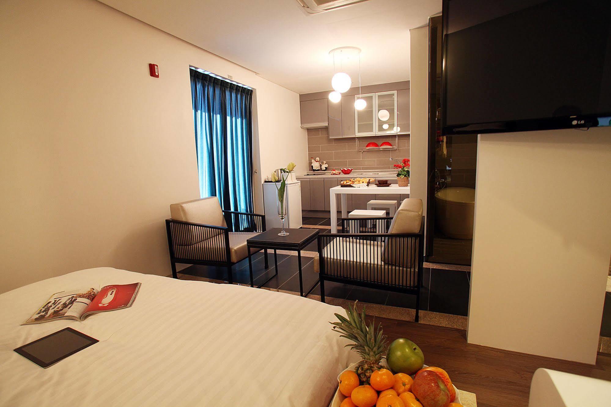Jeonju Jazz Around Hotel Dış mekan fotoğraf